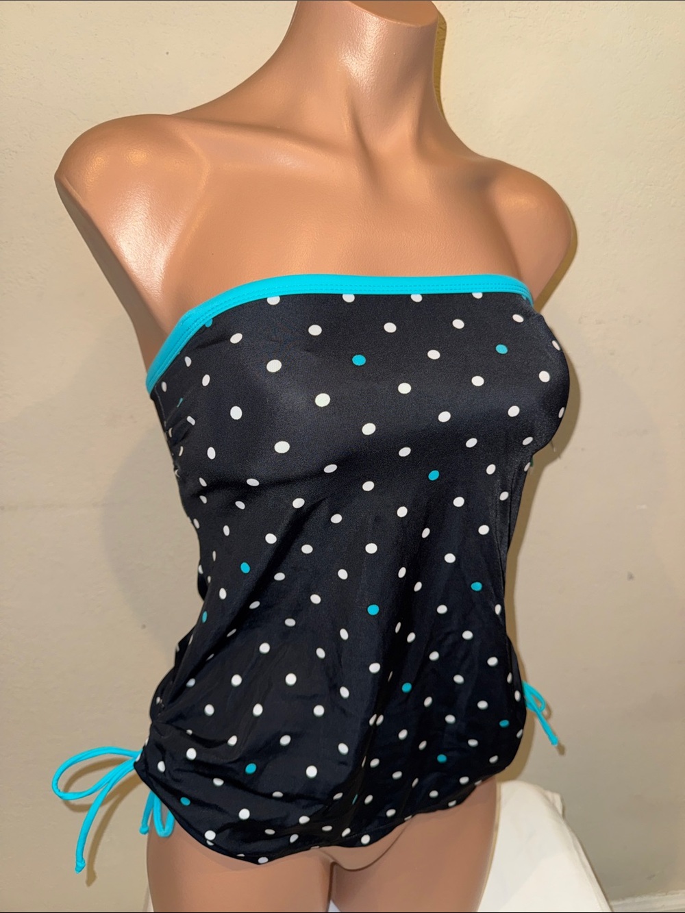 NWT Tommy Hilfiger bandeau Tankini top size XS